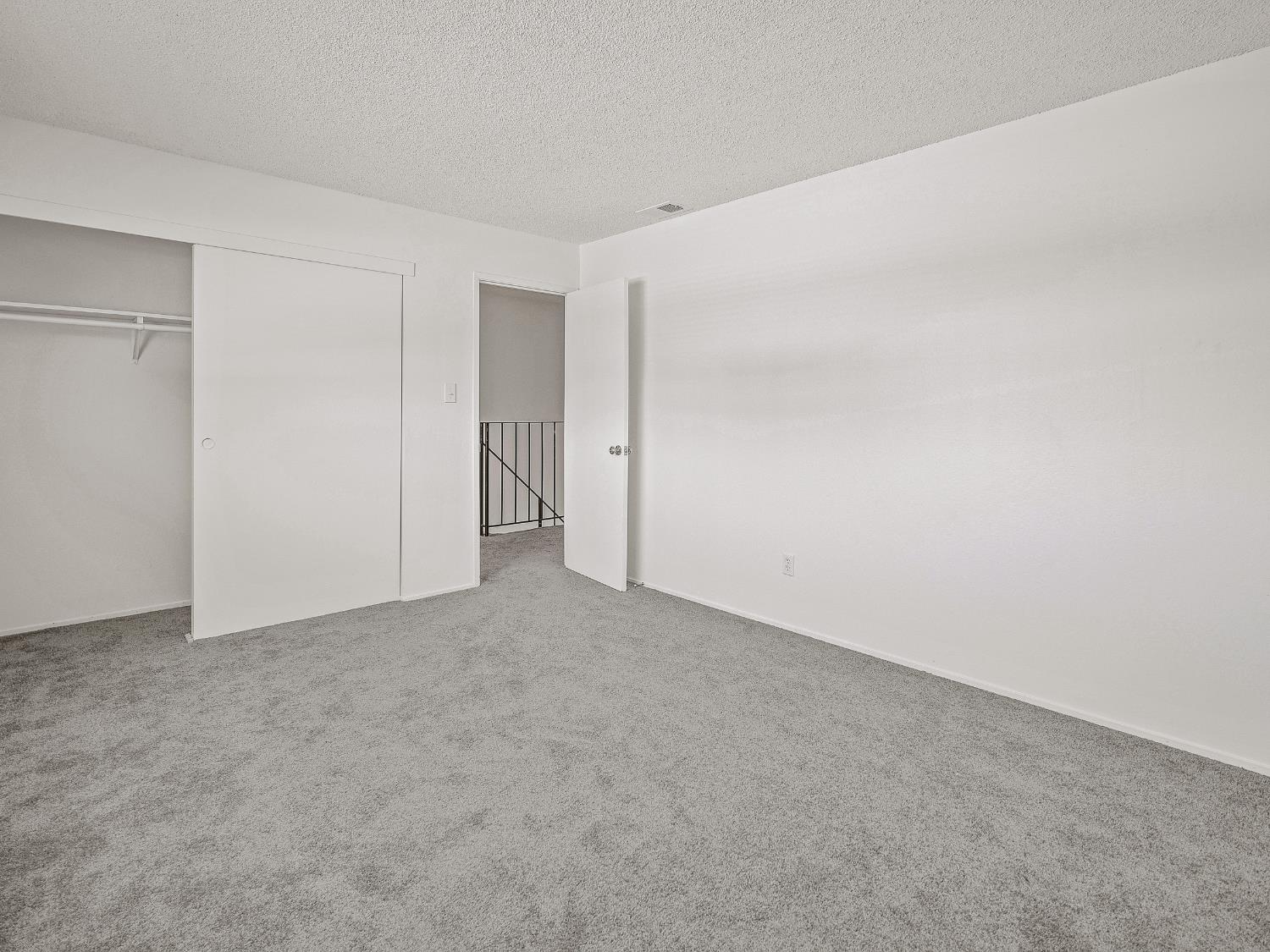 Detail Gallery Image 10 of 24 For 8881 La Riviera Dr #C,  Sacramento,  CA 95826 - 3 Beds | 1/1 Baths
