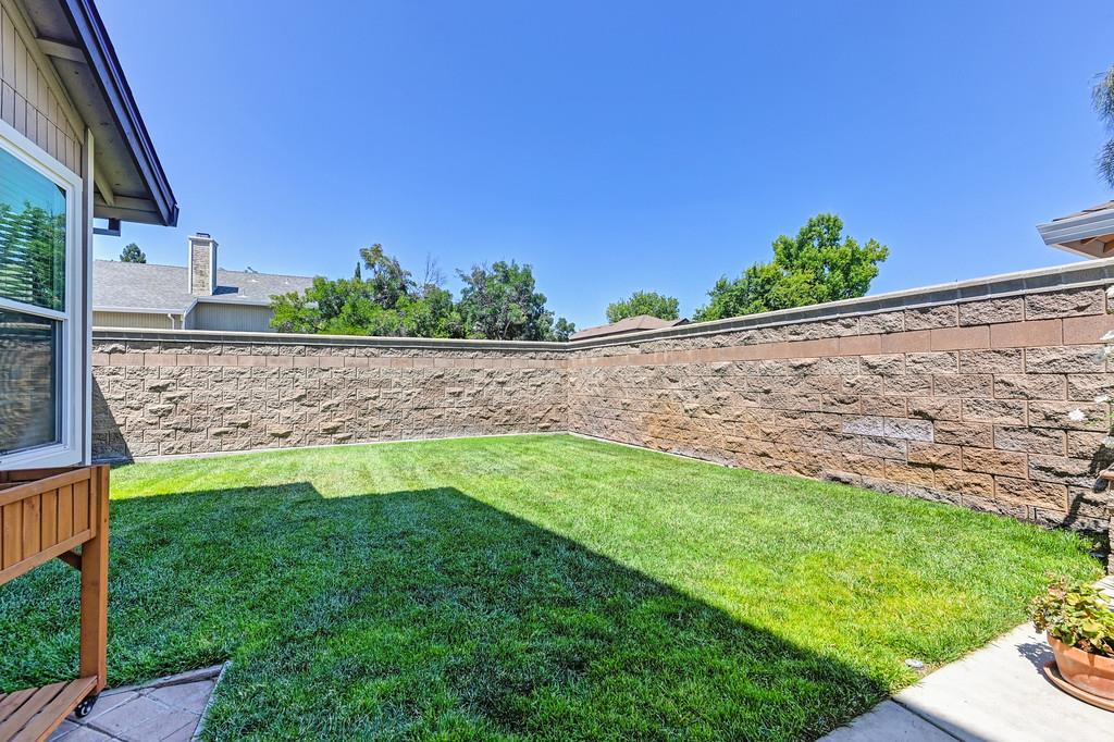 Detail Gallery Image 26 of 31 For 4530 Winter Oak Way, Antelope,  CA 95843 - 3 Beds | 2/1 Baths