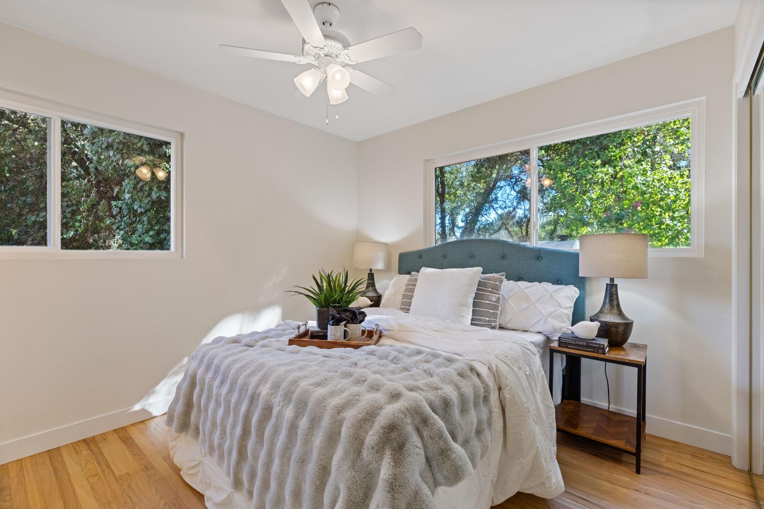 Detail Gallery Image 14 of 34 For 668 Crestview Dr, Diamond Springs,  CA 95619 - 3 Beds | 2 Baths