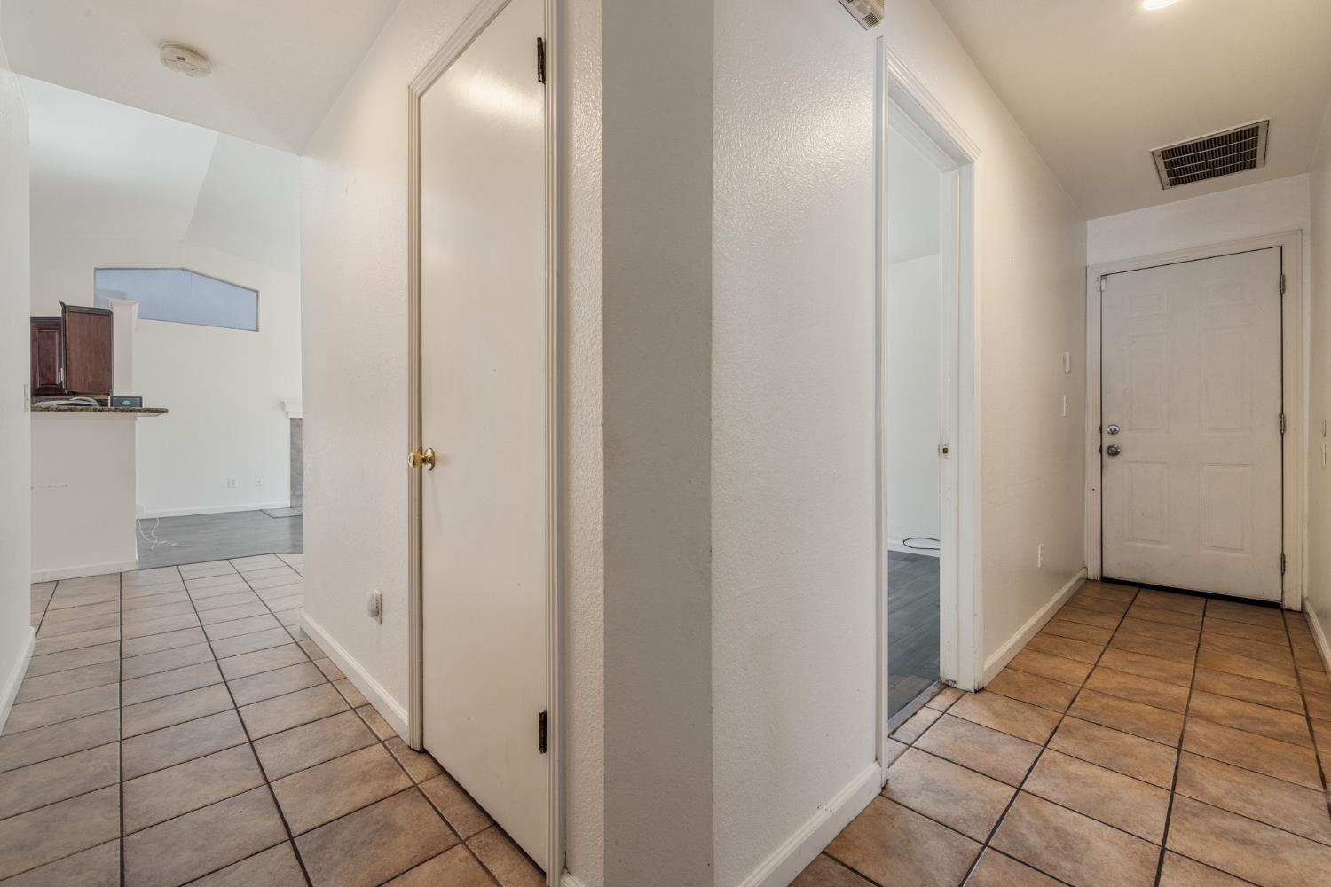 Detail Gallery Image 19 of 33 For 633 Waddell Way, Modesto,  CA 95357 - 3 Beds | 2 Baths