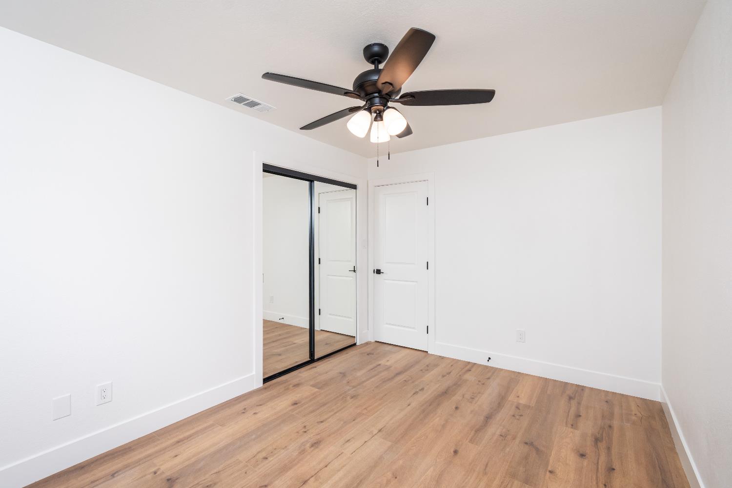 Detail Gallery Image 44 of 62 For 4924 Buena Vista Ave, Fair Oaks,  CA 95628 - 3 Beds | 2 Baths