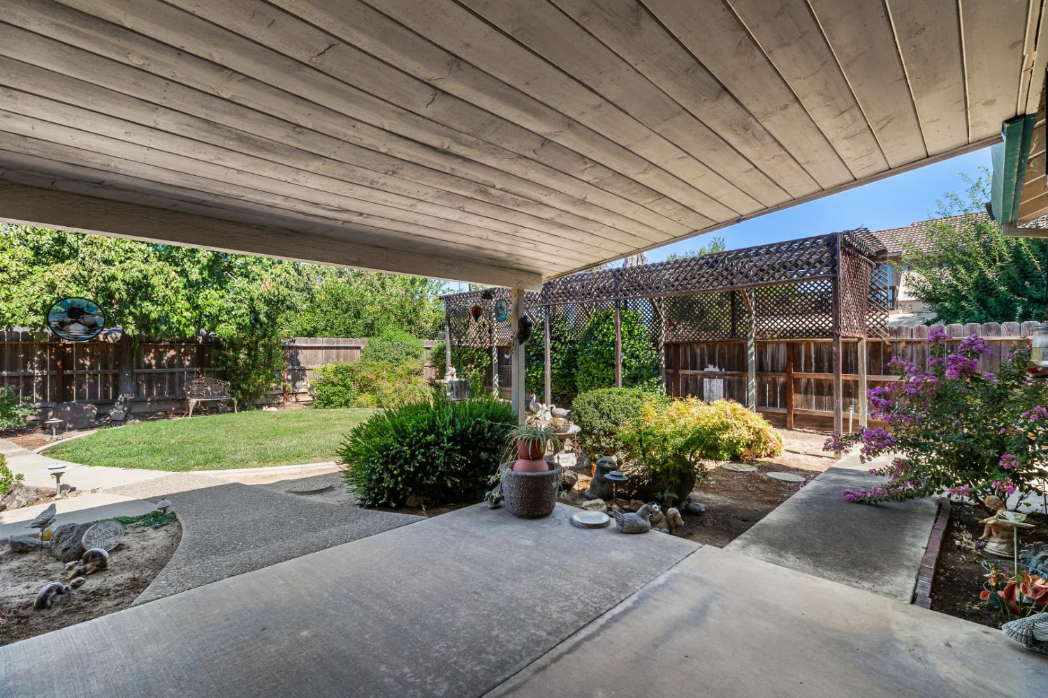 Detail Gallery Image 35 of 46 For 1009 Zinfandel Pl, Modesto,  CA 95351 - 3 Beds | 2 Baths