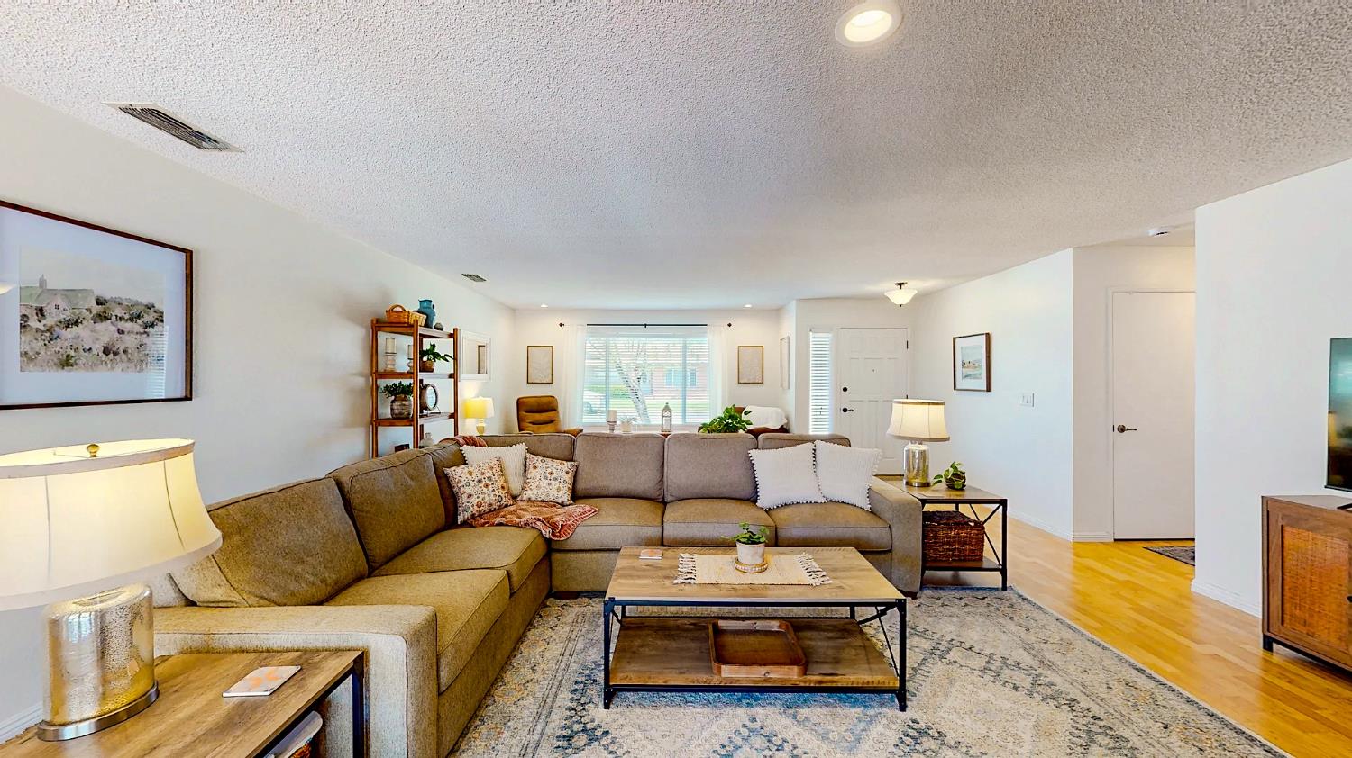 Detail Gallery Image 9 of 49 For 3360 Vanderbilt Ave, Turlock,  CA 95382 - 3 Beds | 2 Baths