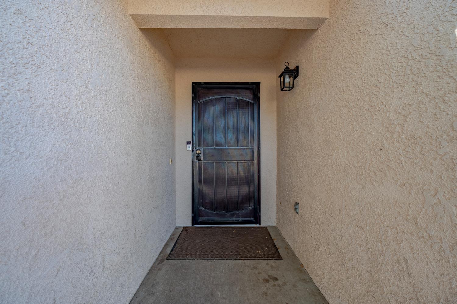 Detail Gallery Image 5 of 36 For 1584 Portola Way, Merced,  CA 95348 - 3 Beds | 2 Baths