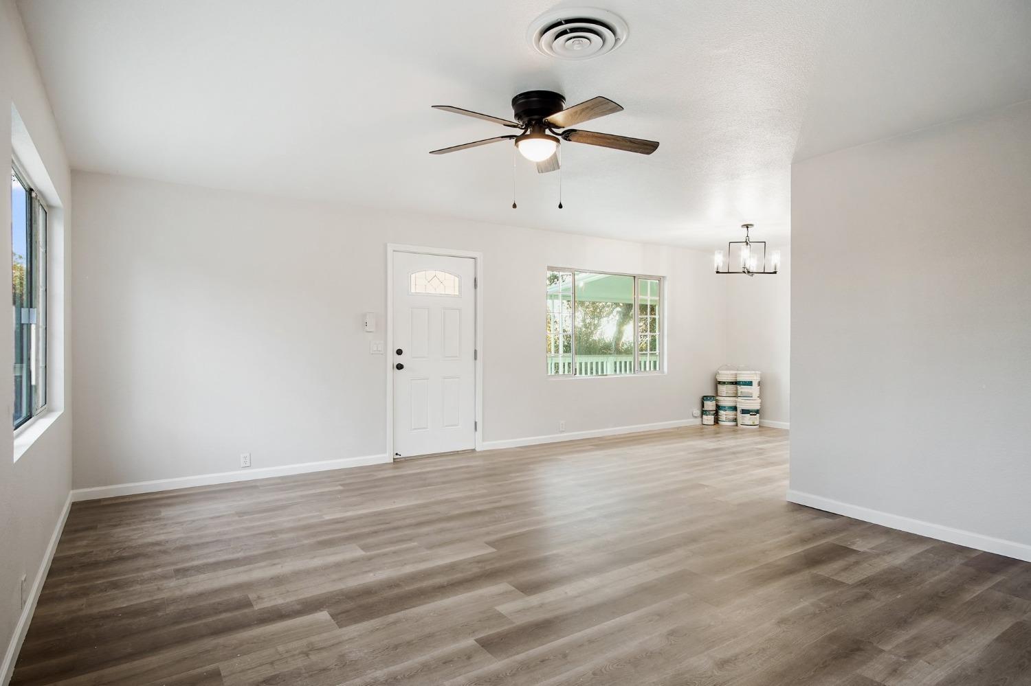 Detail Gallery Image 9 of 24 For 20718 Lower Hillview Dr, Sonora,  CA 95370 - 2 Beds | 2 Baths