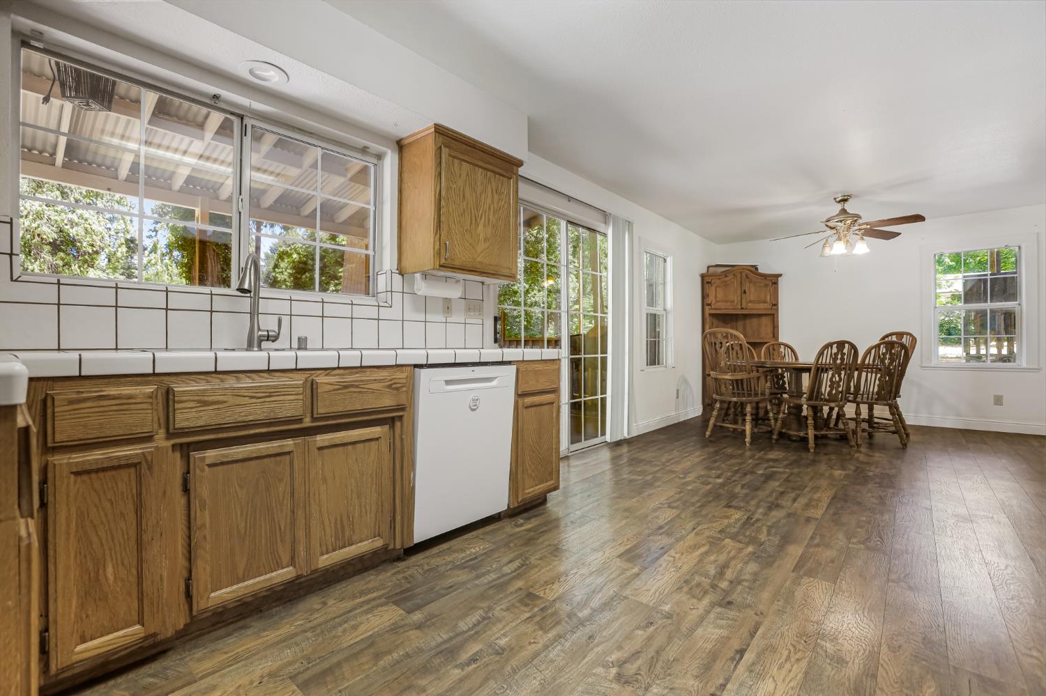 Detail Gallery Image 9 of 25 For 6195 Pony Express Trl, Pollock Pines,  CA 95726 - 2 Beds | 2 Baths