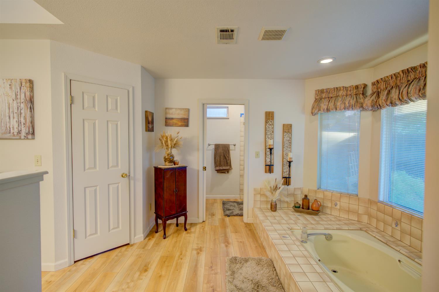 Detail Gallery Image 17 of 32 For 2133 Bennington Ct, Merced,  CA 95340 - 3 Beds | 2 Baths