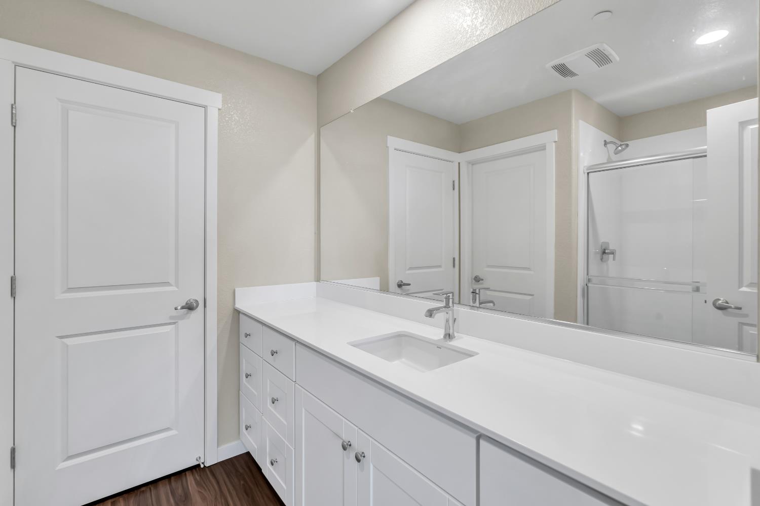 Detail Gallery Image 17 of 29 For 4055 Prosser St, West Sacramento,  CA 95691 - 3 Beds | 2/1 Baths
