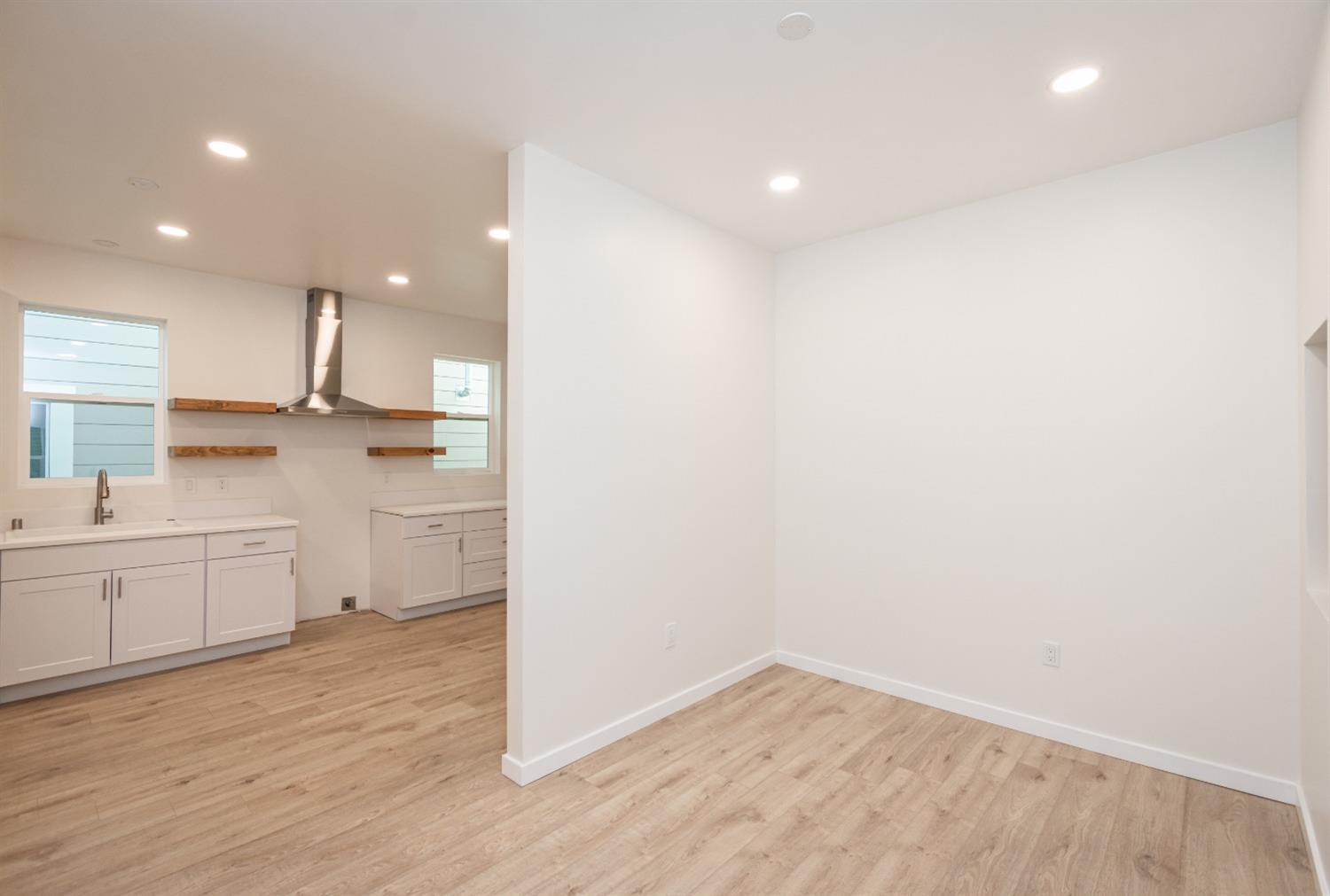 Detail Gallery Image 28 of 84 For 1269 B St, Walnut Grove,  CA 95690 - 4 Beds | 2 Baths