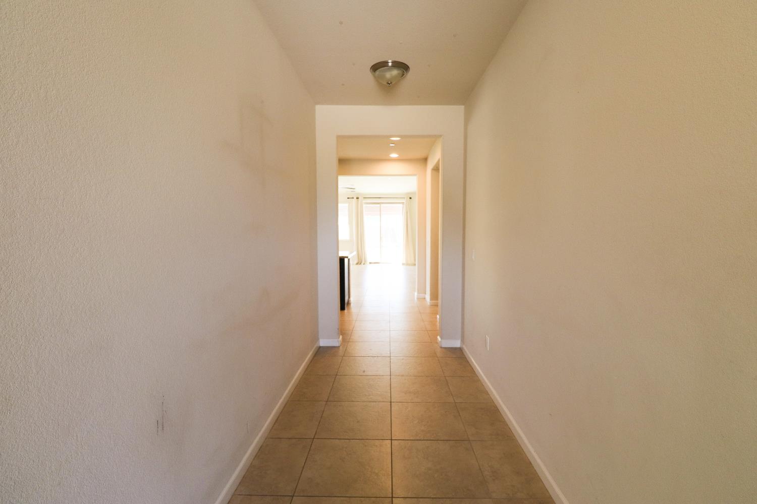 Detail Gallery Image 13 of 32 For 1455 Rock Springs Ave, Manteca,  CA 95337 - 4 Beds | 3 Baths