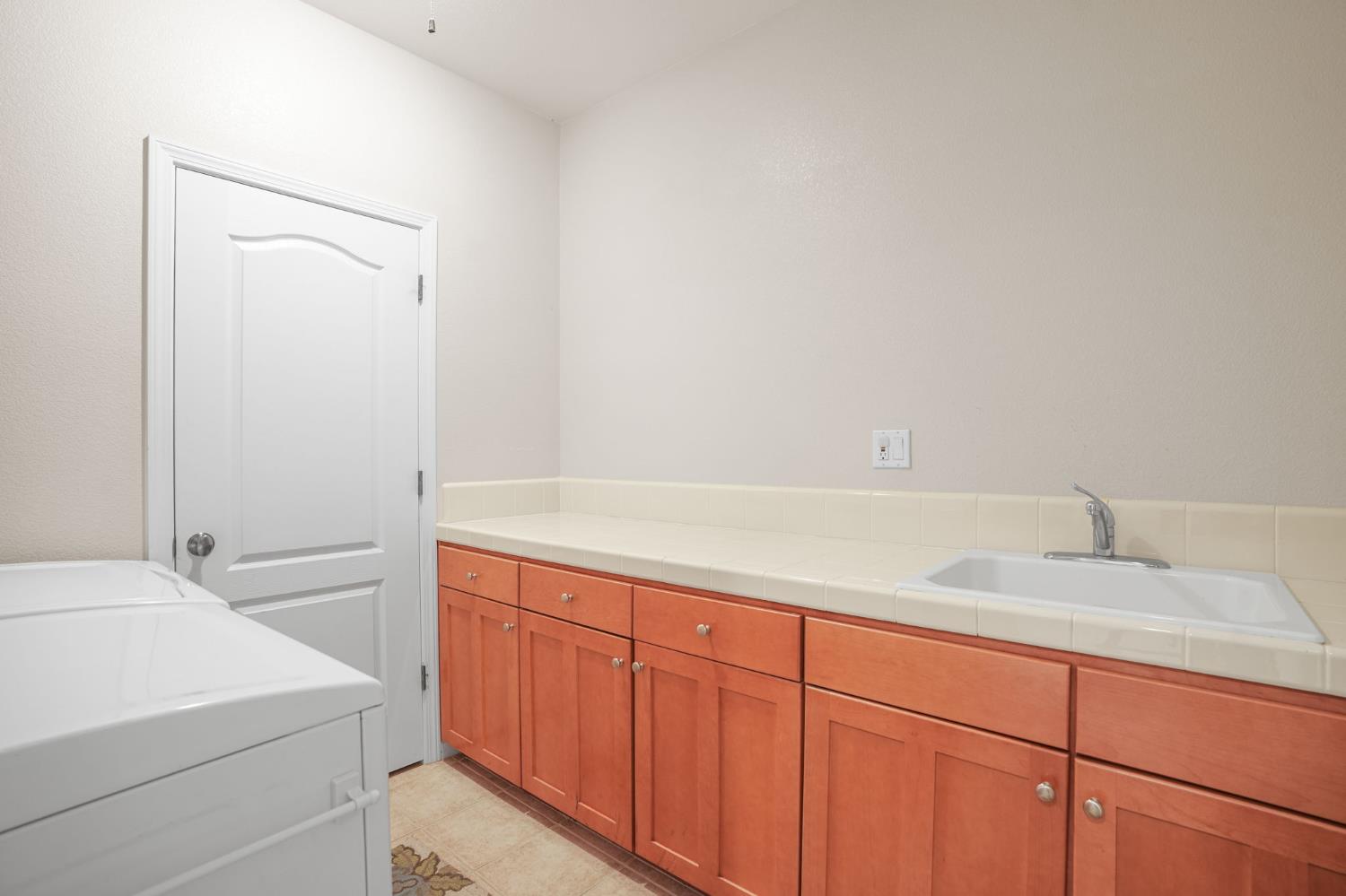 Detail Gallery Image 26 of 41 For 2512 Cancun Ct, Modesto,  CA 95355 - 3 Beds | 2/1 Baths