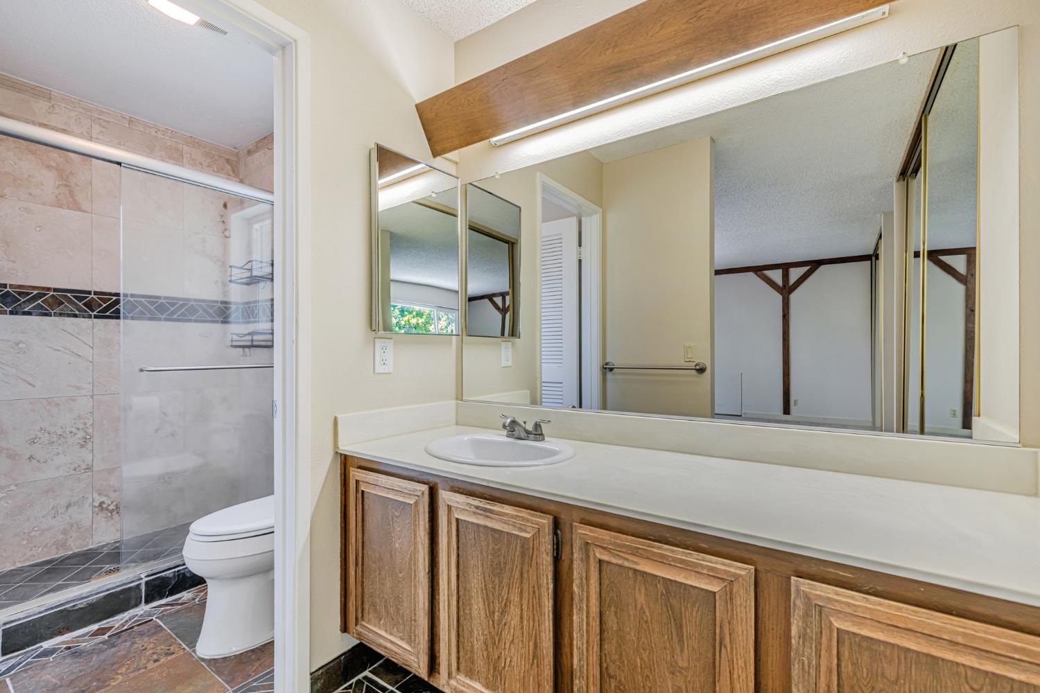 Detail Gallery Image 32 of 38 For 5544 Montia Ct, Orangevale,  CA 95662 - 4 Beds | 2/1 Baths