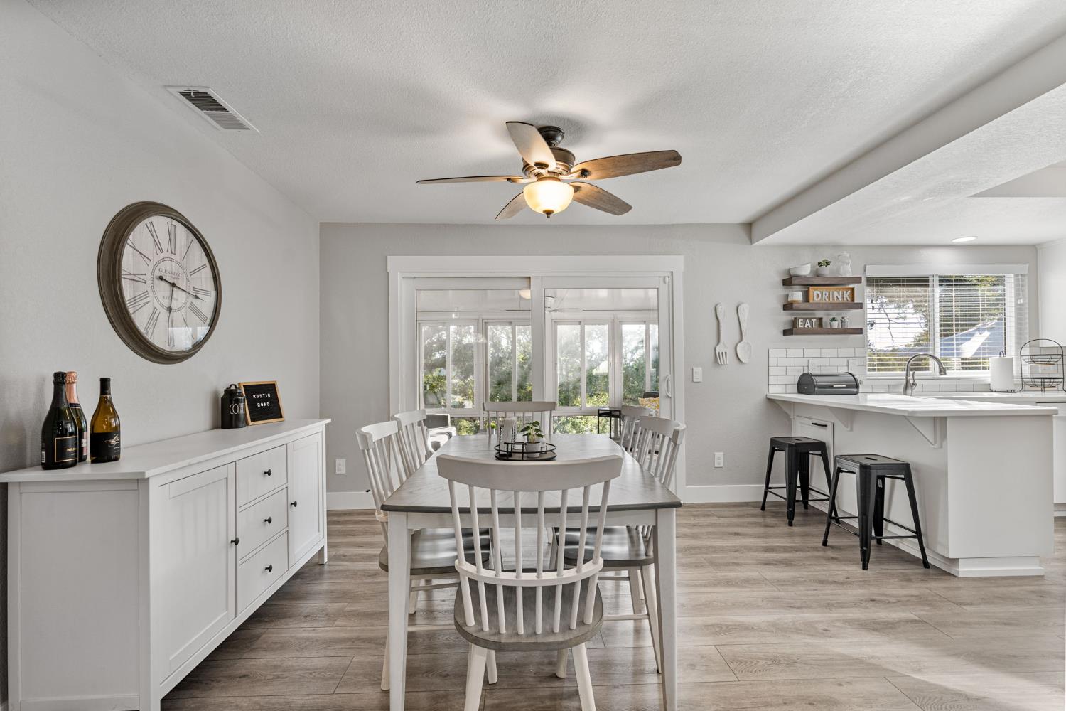 Detail Gallery Image 3 of 29 For 3960 Rustic Rd, Cameron Park,  CA 95682 - 3 Beds | 2 Baths