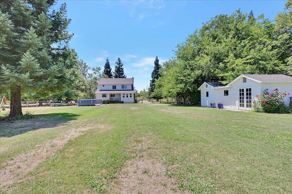 Detail Gallery Image 4 of 45 For 2724 State Highway 20, Marysville,  CA 95901 - 3 Beds | 2 Baths