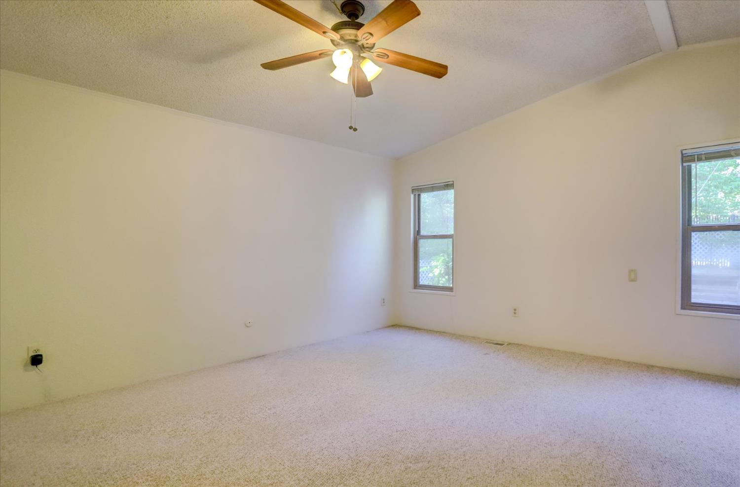 Detail Gallery Image 19 of 68 For 10046 Dalewood Way, Grass Valley,  CA 95949 - 2 Beds | 2 Baths