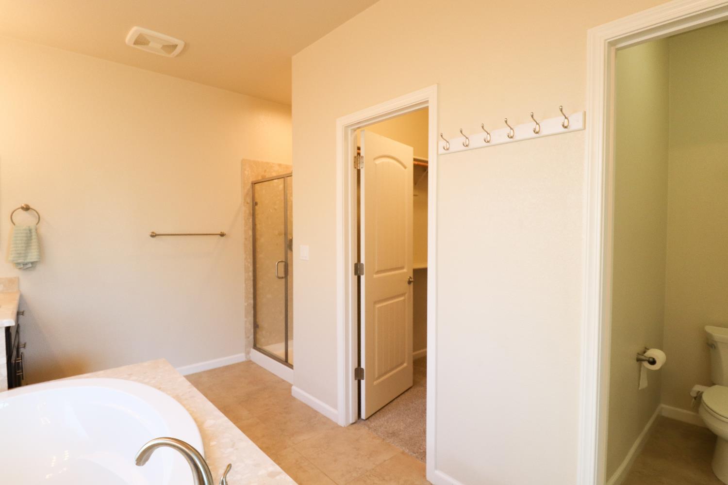 Detail Gallery Image 23 of 32 For 1455 Rock Springs Ave, Manteca,  CA 95337 - 4 Beds | 3 Baths