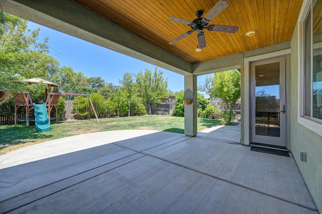 Detail Gallery Image 27 of 40 For 3096 Apache St, West Sacramento,  CA 95691 - 4 Beds | 3 Baths