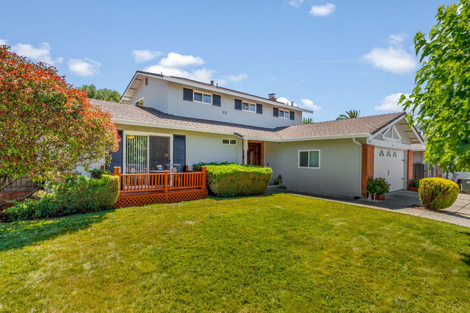 Detail Gallery Image 2 of 41 For 8107 Peppertree Rd, Dublin,  CA 94568 - 4 Beds | 2 Baths