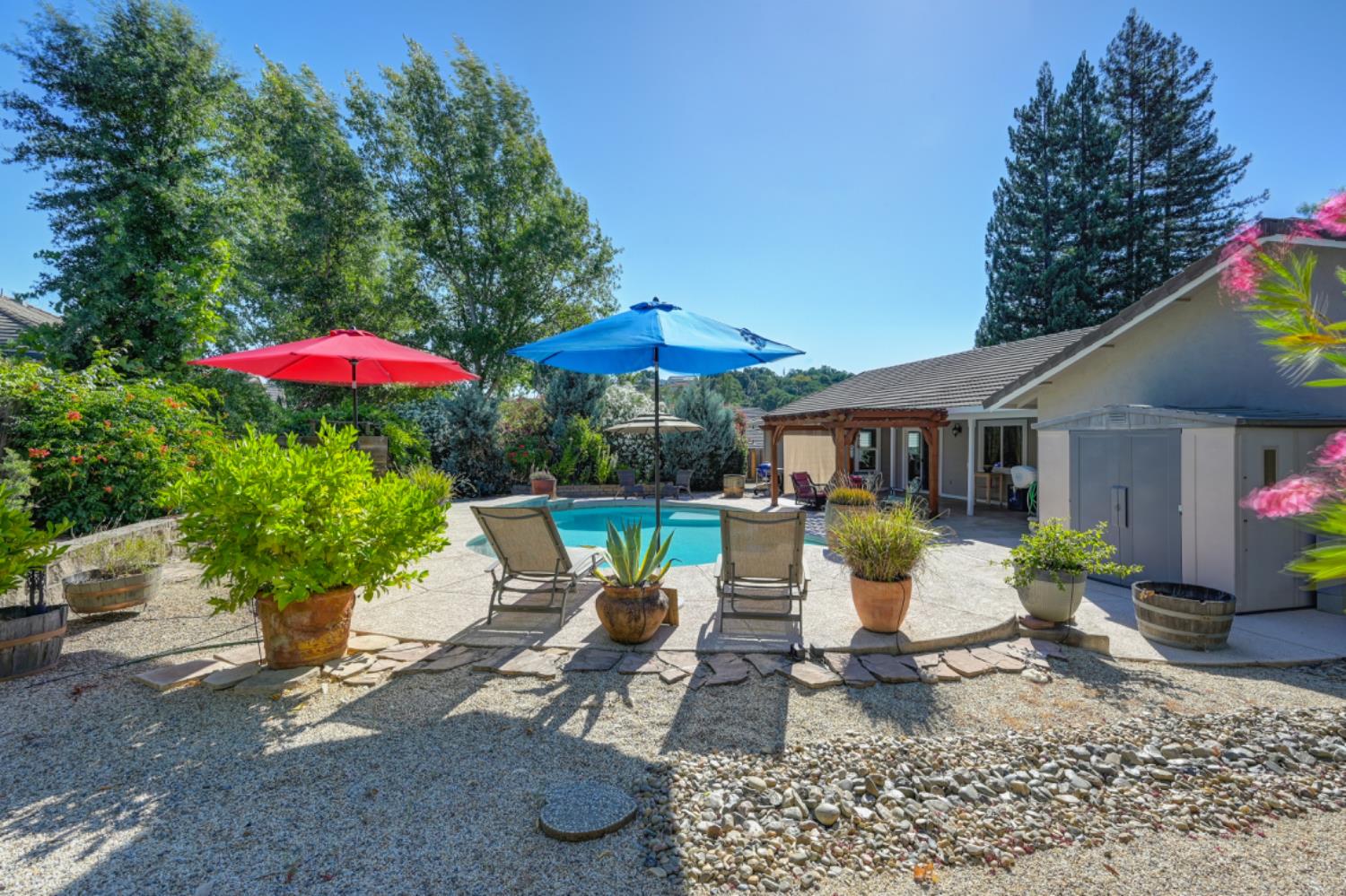 Detail Gallery Image 39 of 42 For 2421 Huckleberry Ln, Valley Springs,  CA 95252 - 3 Beds | 2 Baths