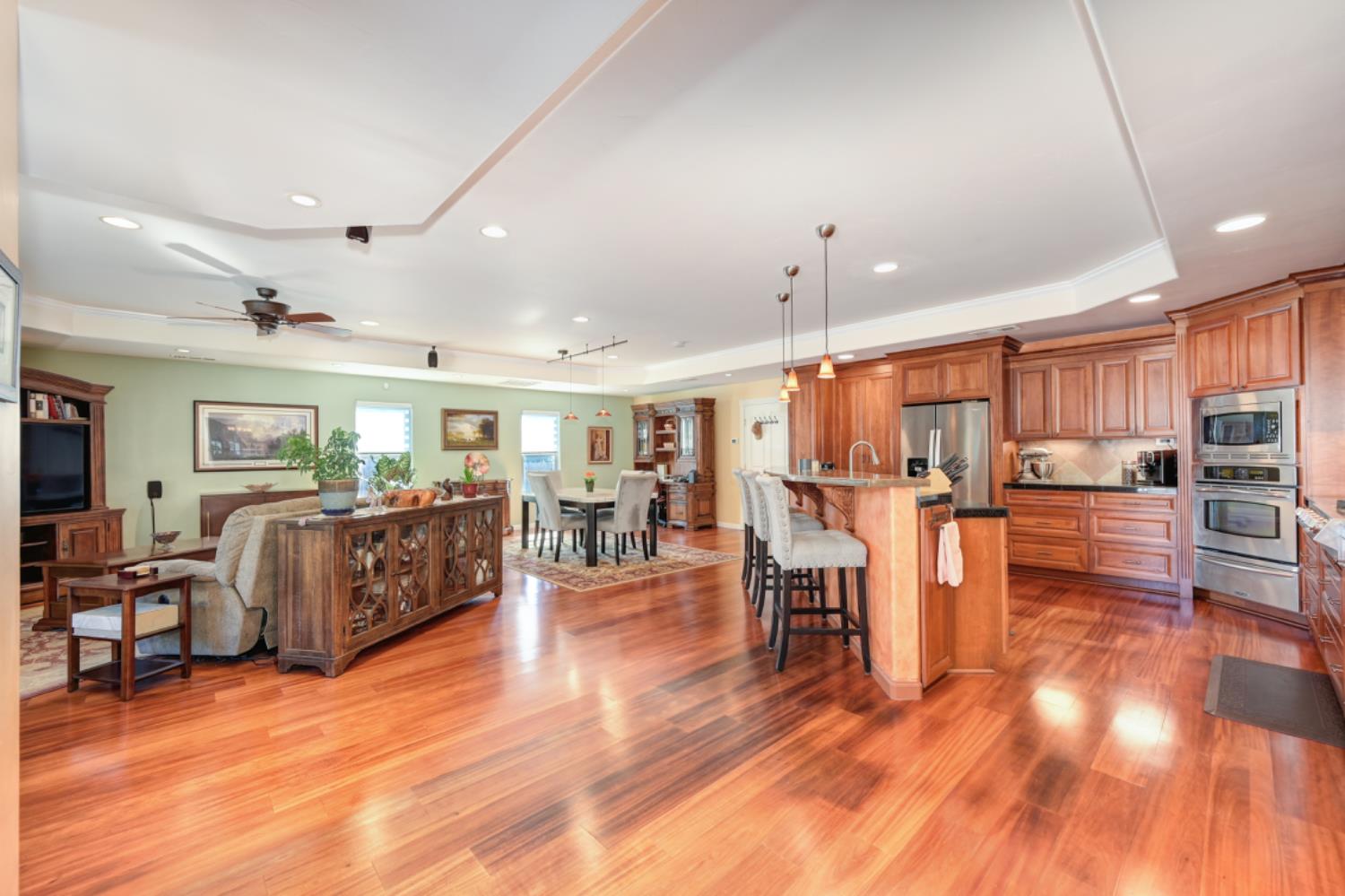 Detail Gallery Image 11 of 42 For 2421 Huckleberry Ln, Valley Springs,  CA 95252 - 3 Beds | 2 Baths