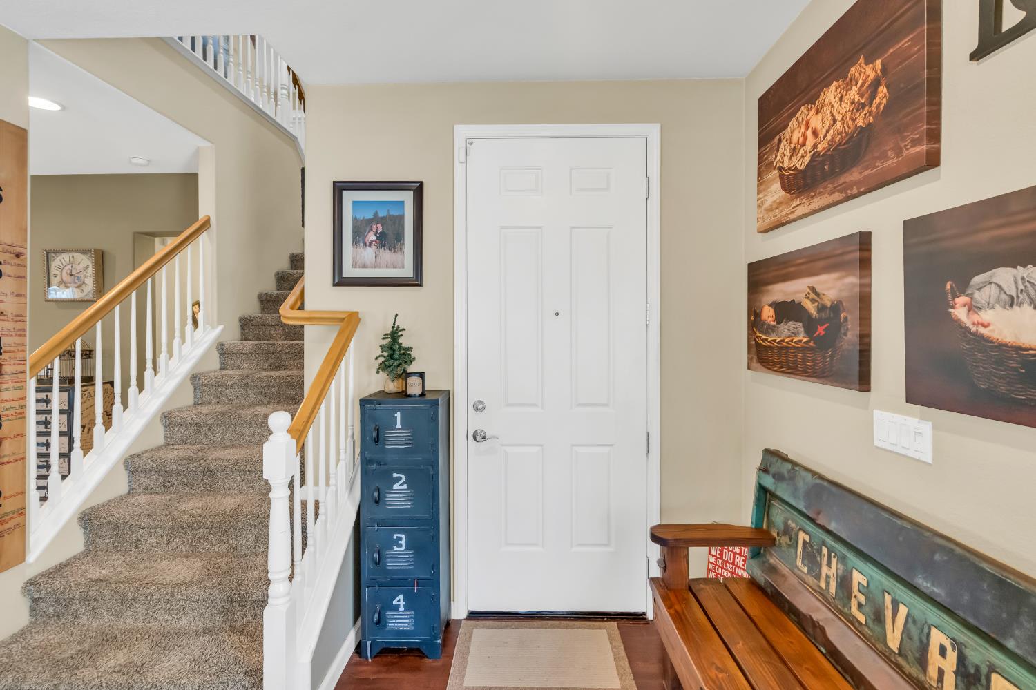 Detail Gallery Image 7 of 53 For 3962 Martis St, West Sacramento,  CA 95691 - 4 Beds | 2/1 Baths