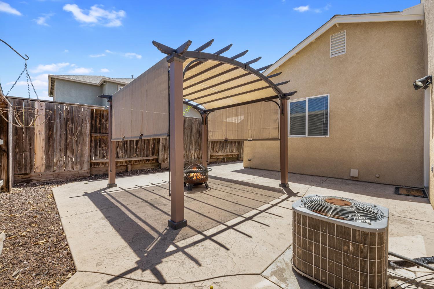 Detail Gallery Image 40 of 55 For 4330 Alba Ct, Turlock,  CA 95382 - 3 Beds | 2/1 Baths