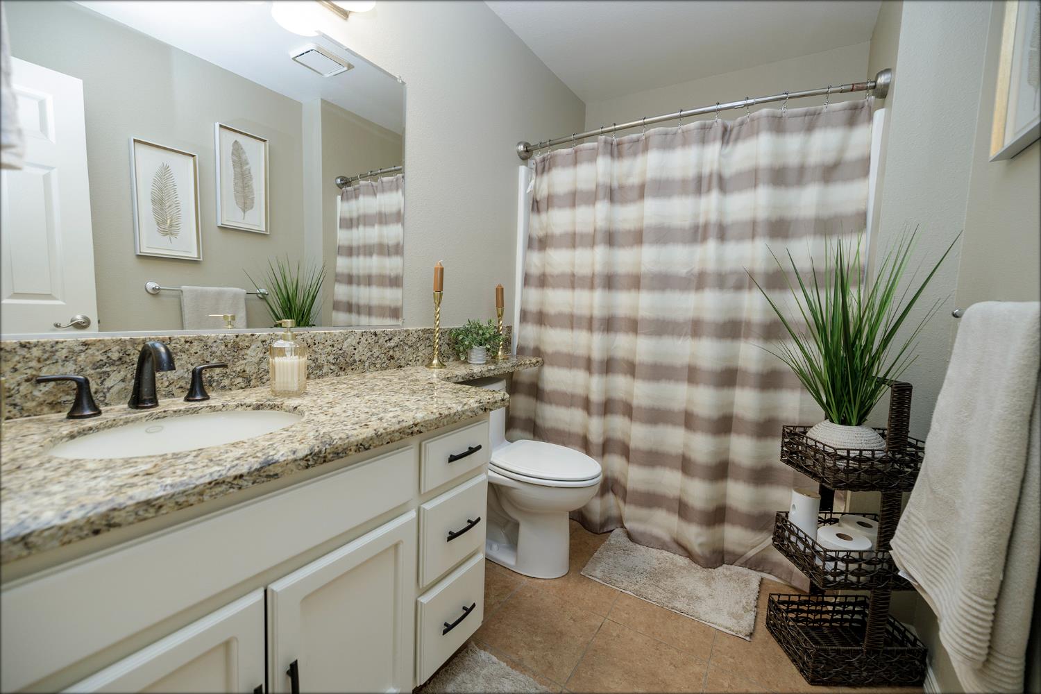 Detail Gallery Image 33 of 48 For 3537 Regency Park Dr, Modesto,  CA 95356 - 2 Beds | 2 Baths