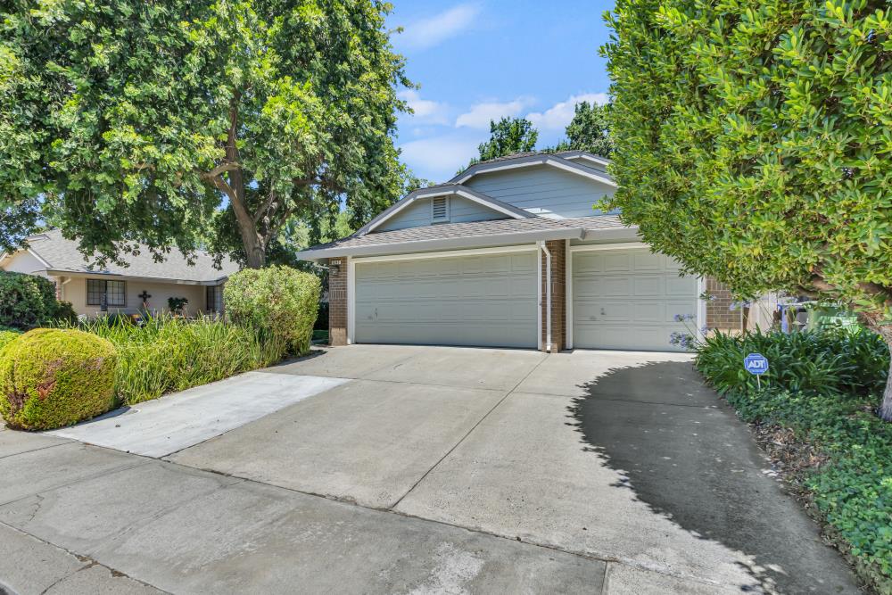Detail Gallery Image 3 of 65 For 6745 Ashington Way, Elk Grove,  CA 95758 - 4 Beds | 3 Baths