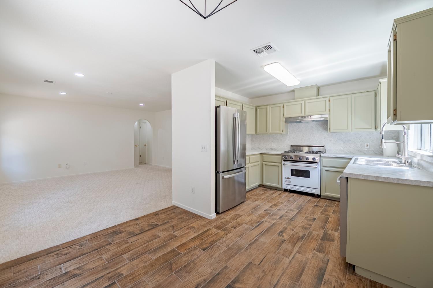 Detail Gallery Image 20 of 36 For 1584 Portola Way, Merced,  CA 95348 - 3 Beds | 2 Baths