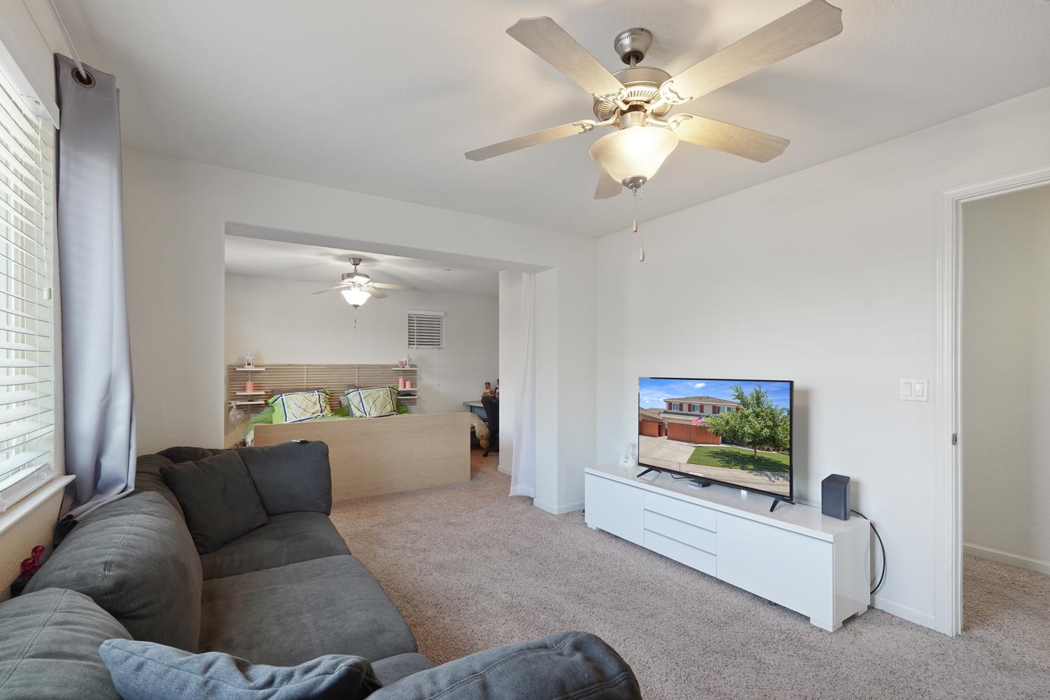 Detail Gallery Image 32 of 35 For 692 Arlene Ct, Galt,  CA 95632 - 4 Beds | 2/1 Baths