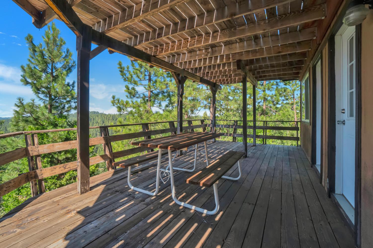 Detail Gallery Image 39 of 46 For 1262 Pebble Beach Way, Arnold,  CA 95223 - 3 Beds | 3 Baths