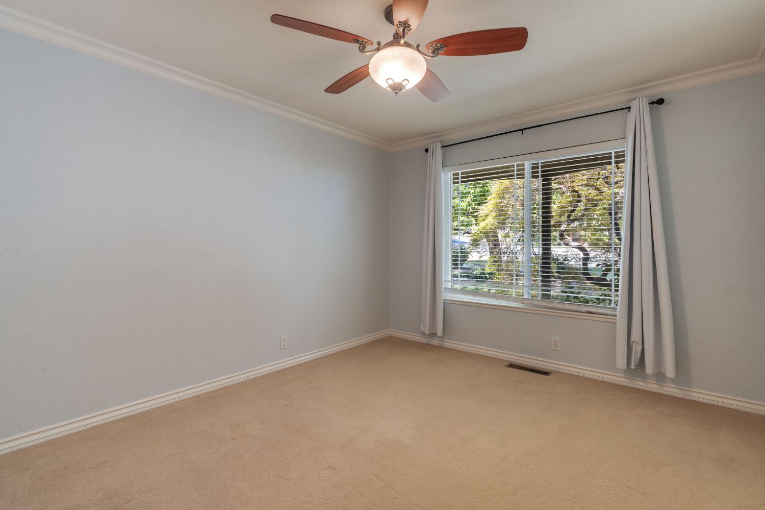 Detail Gallery Image 41 of 64 For 5352 Wedge Cir, Fair Oaks,  CA 95628 - 3 Beds | 2 Baths