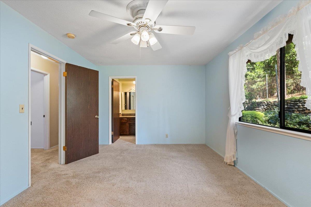 Detail Gallery Image 20 of 33 For 20780 Natures Way, Colfax,  CA 95713 - 3 Beds | 2 Baths