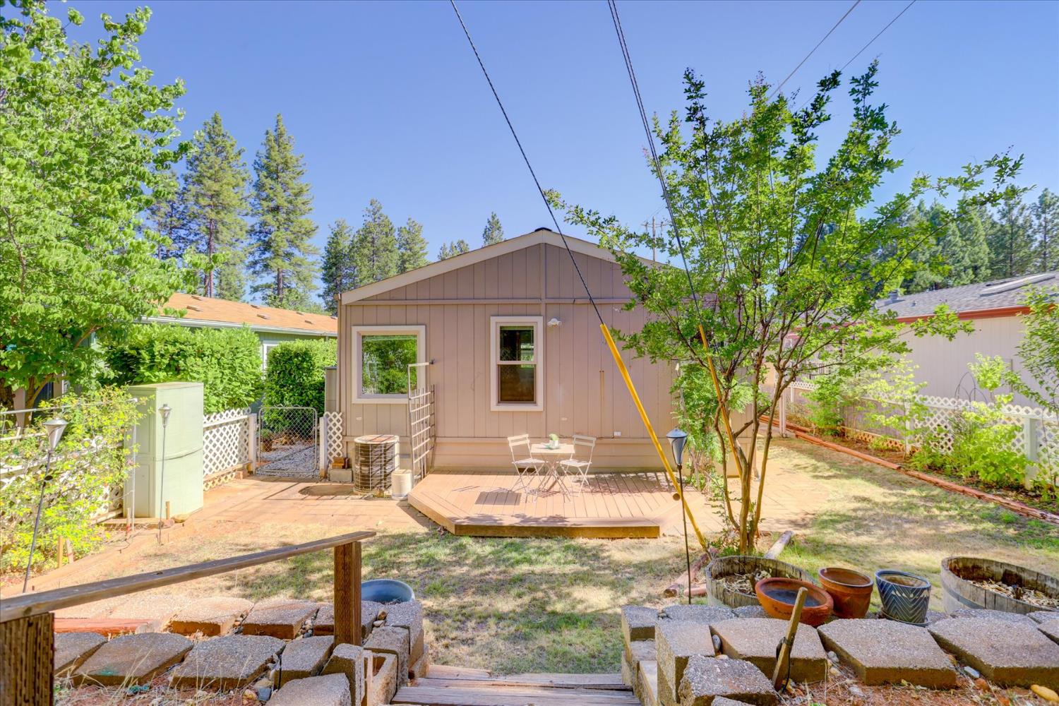 Detail Gallery Image 47 of 68 For 10046 Dalewood Way, Grass Valley,  CA 95949 - 2 Beds | 2 Baths