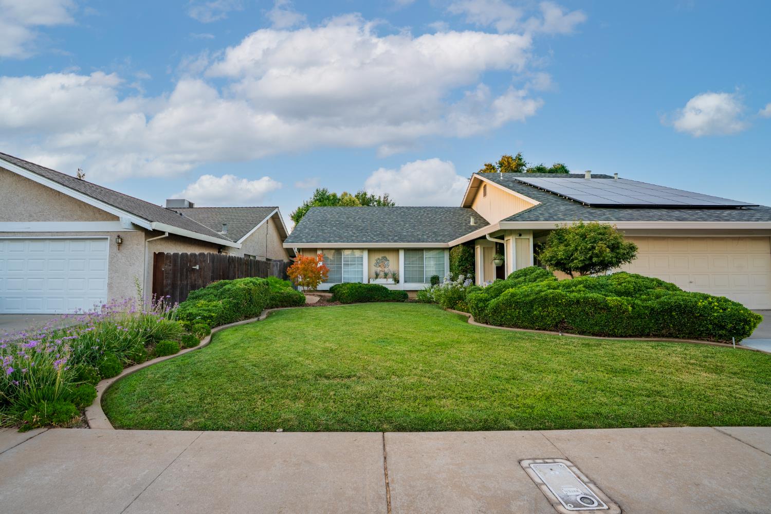 Detail Gallery Image 2 of 32 For 2133 Bennington Ct, Merced,  CA 95340 - 3 Beds | 2 Baths