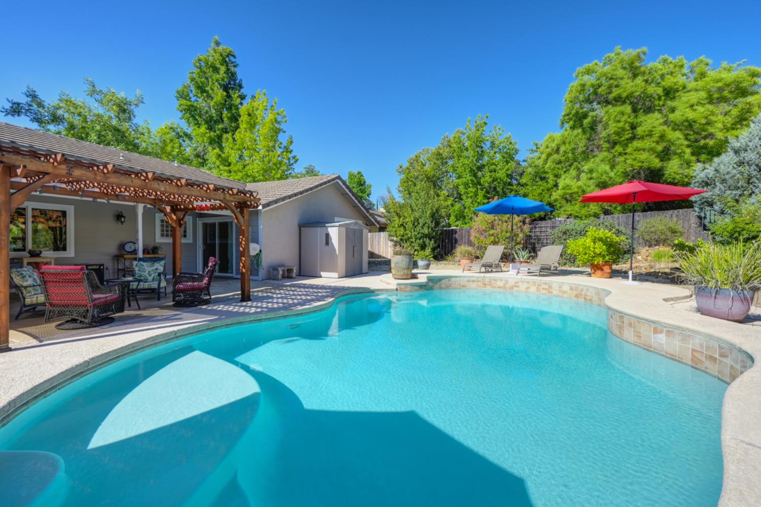 Detail Gallery Image 33 of 42 For 2421 Huckleberry Ln, Valley Springs,  CA 95252 - 3 Beds | 2 Baths