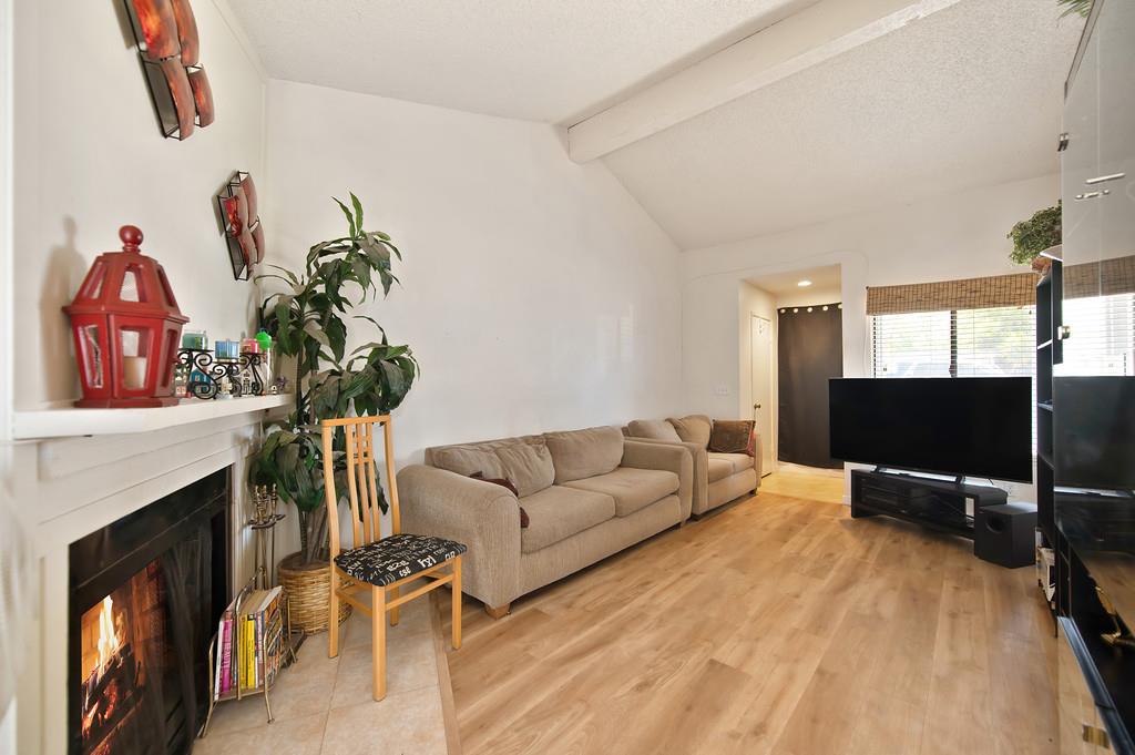 Detail Gallery Image 6 of 40 For 5500 E Knoll Dr, Fair Oaks,  CA 95628 - – Beds | – Baths