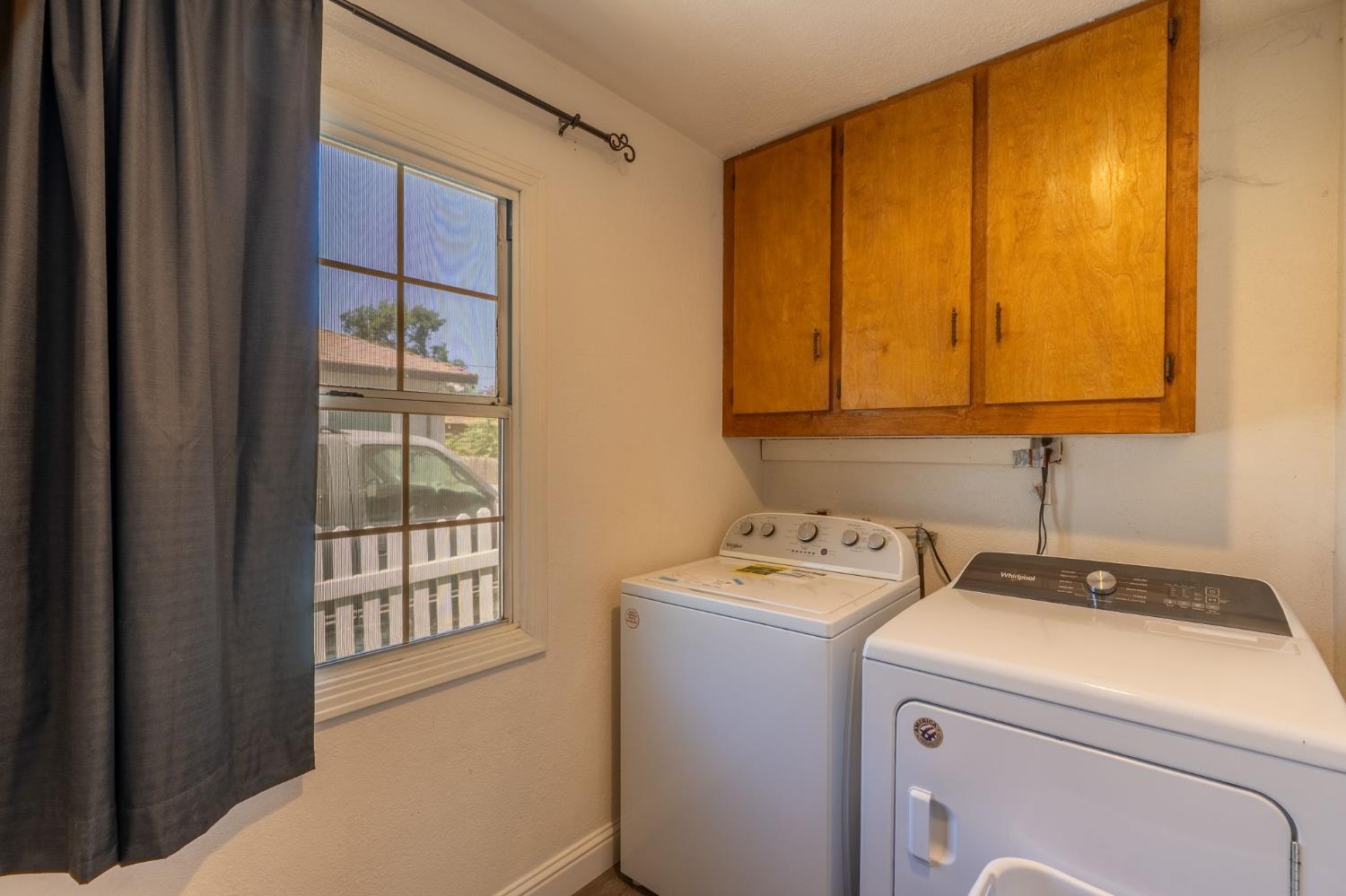 Detail Gallery Image 12 of 28 For 1741 Idalou Ave, Modesto,  CA 95350 - 4 Beds | 2/1 Baths