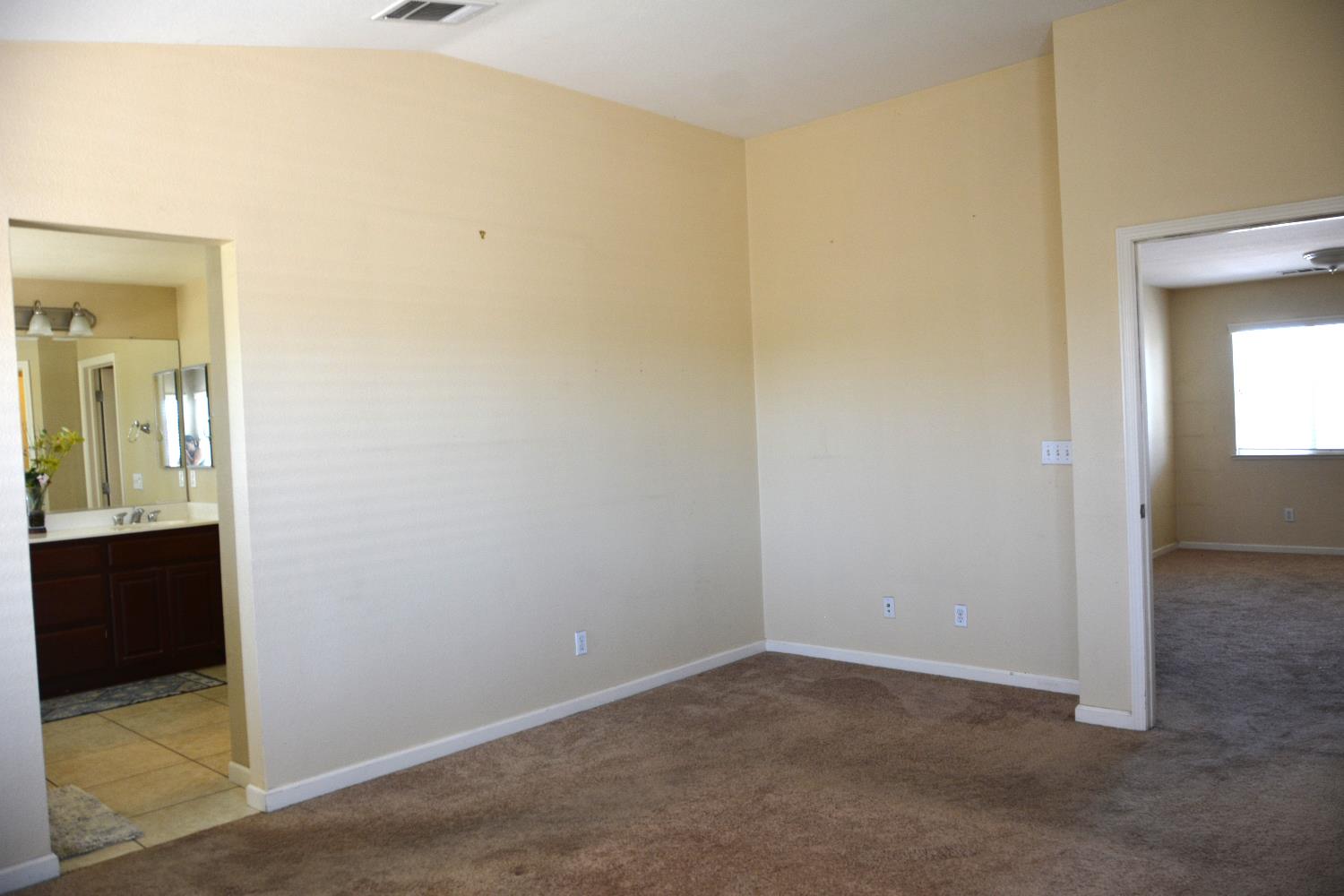 Detail Gallery Image 21 of 29 For 1492 Antioch Ct, Merced,  CA 95348 - 5 Beds | 2/1 Baths