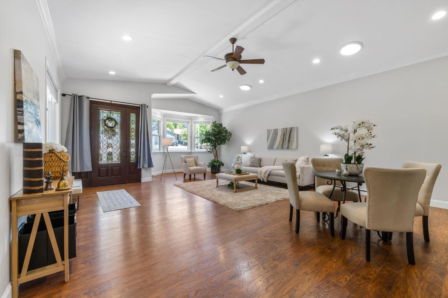 Detail Gallery Image 4 of 68 For 9480 Twin Lakes Ave, Orangevale,  CA 95662 - 3 Beds | 2 Baths