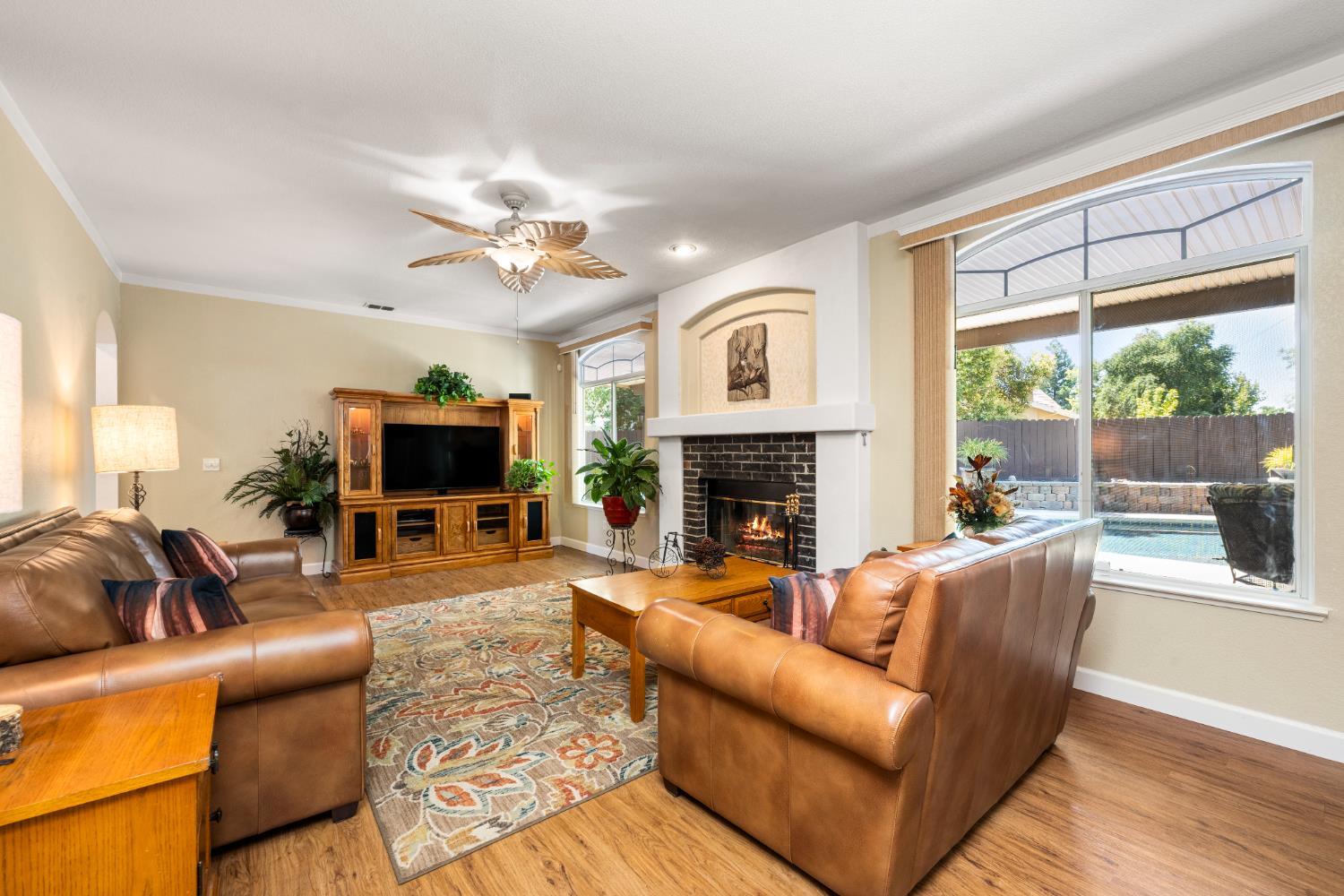 Detail Gallery Image 14 of 57 For 5100 Homeland Ct, Antelope,  CA 95843 - 6 Beds | 3 Baths