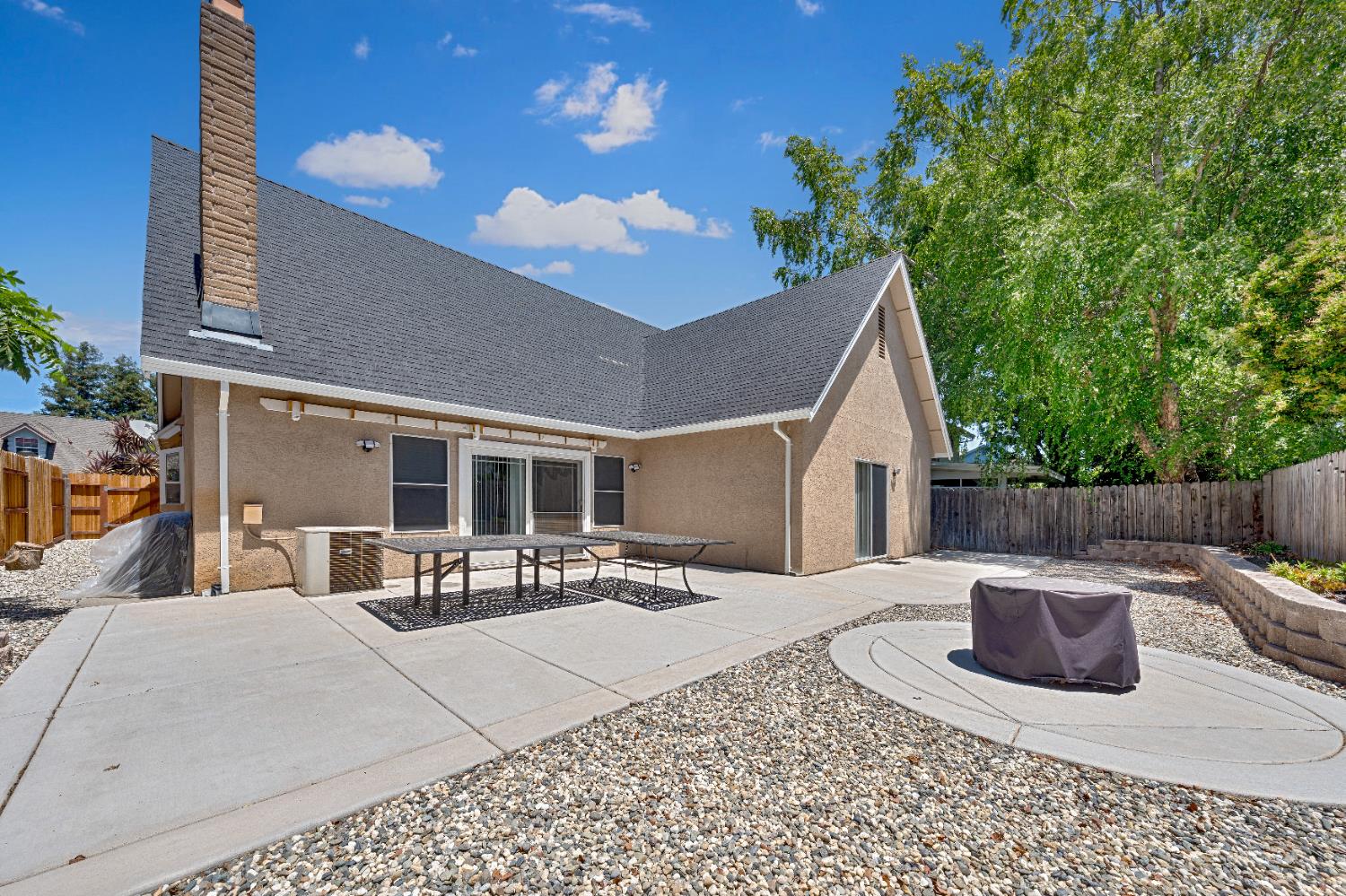 Detail Gallery Image 30 of 36 For 6736 Folkstone Way, Elk Grove,  CA 95758 - 4 Beds | 3 Baths