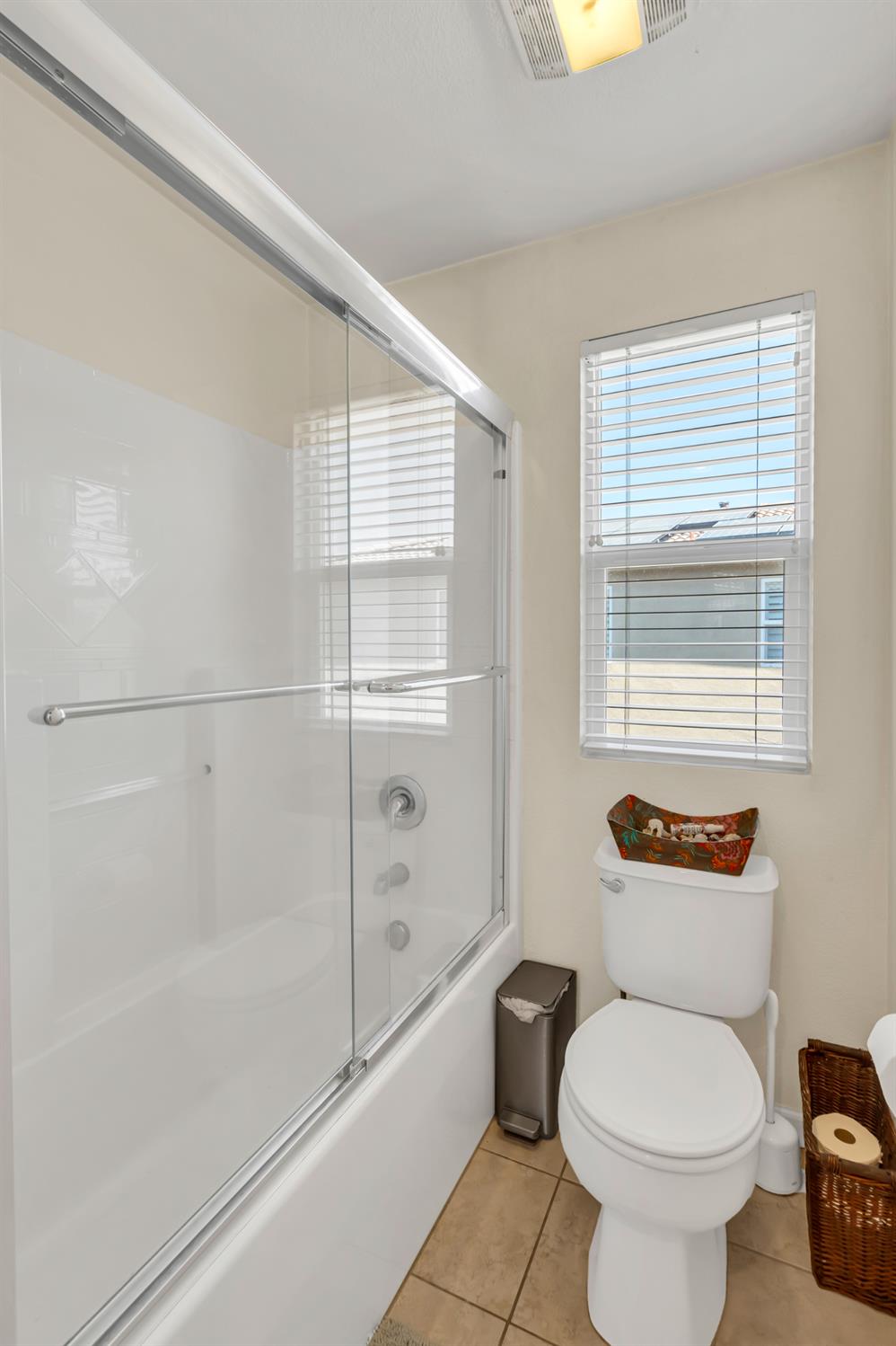 Detail Gallery Image 29 of 53 For 3962 Martis St, West Sacramento,  CA 95691 - 4 Beds | 2/1 Baths