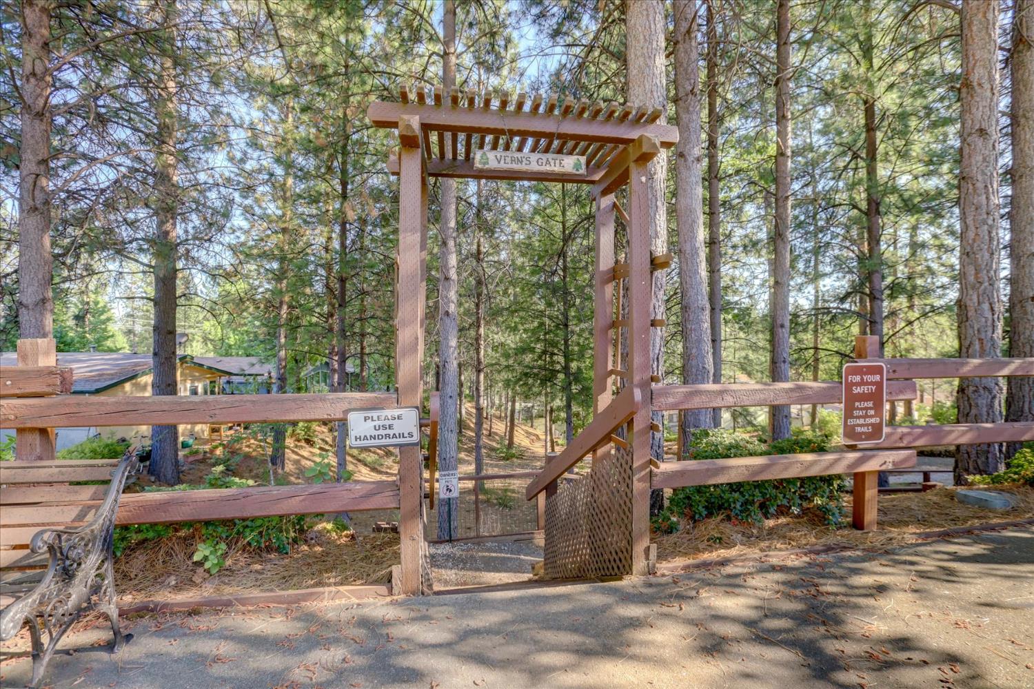 Detail Gallery Image 52 of 68 For 10046 Dalewood Way, Grass Valley,  CA 95949 - 2 Beds | 2 Baths