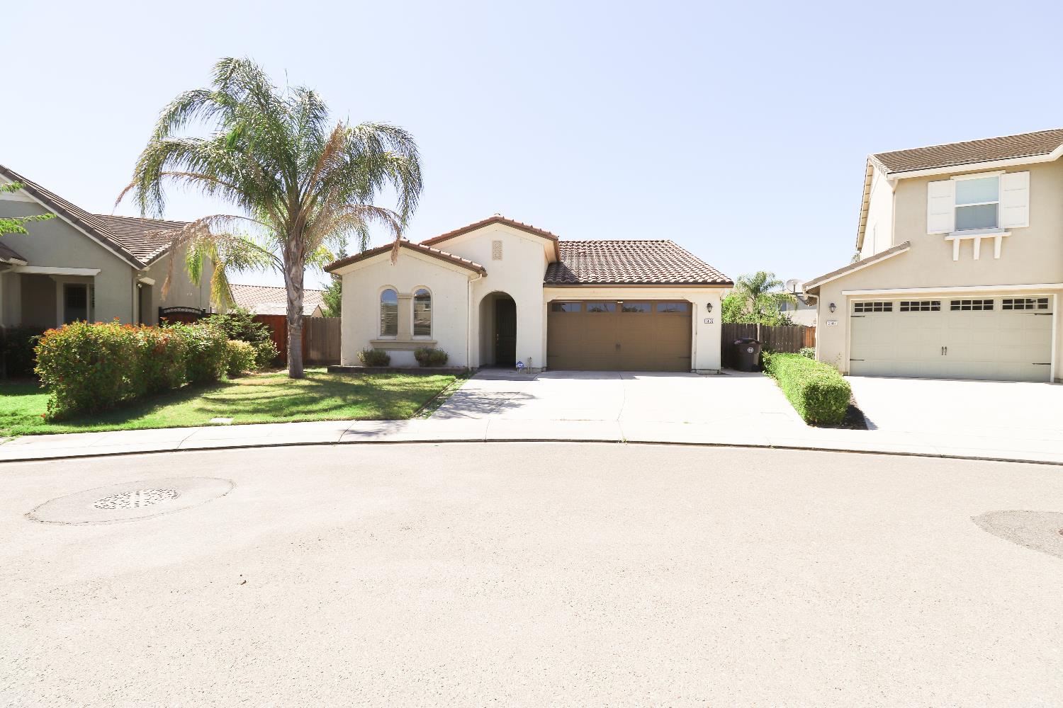 Detail Gallery Image 3 of 32 For 1455 Rock Springs Ave, Manteca,  CA 95337 - 4 Beds | 3 Baths