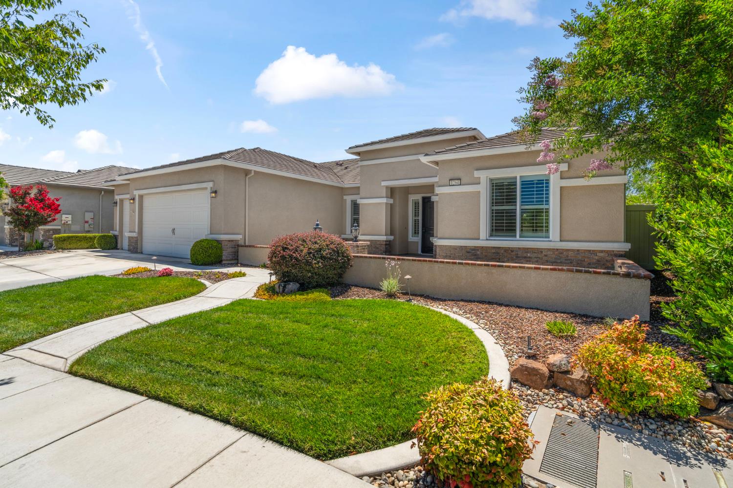 Detail Gallery Image 3 of 55 For 1264 Elm Ridge St, Manteca,  CA 95336 - 3 Beds | 2/1 Baths