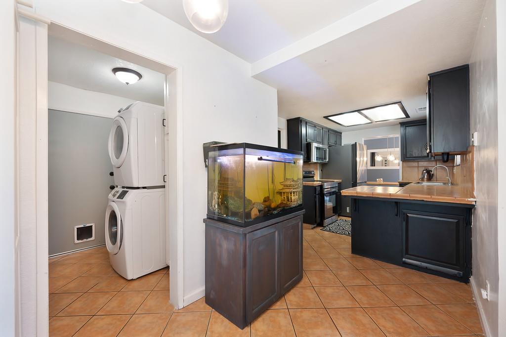 Detail Gallery Image 17 of 45 For 3429 Alisa Ct, Modesto,  CA 95356 - 4 Beds | 2/1 Baths