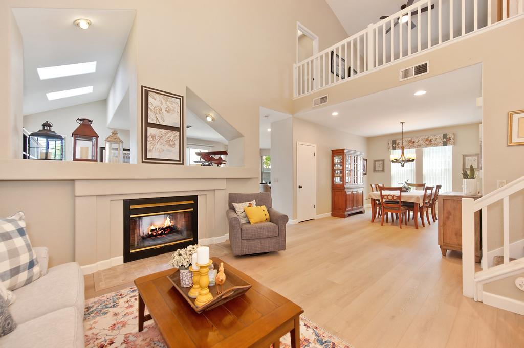 Detail Gallery Image 5 of 31 For 4530 Winter Oak Way, Antelope,  CA 95843 - 3 Beds | 2/1 Baths