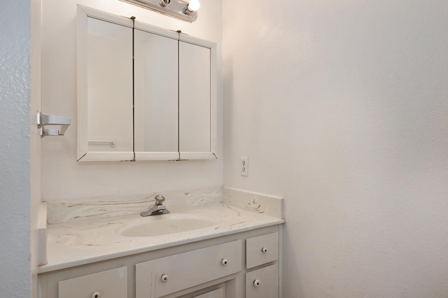 Detail Gallery Image 27 of 41 For 104 Briarcliff Ct, Folsom,  CA 95630 - 3 Beds | 2 Baths