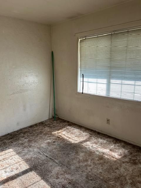 Detail Gallery Image 6 of 16 For 2108 Aloha Way, Modesto,  CA 95350 - 3 Beds | 1 Baths